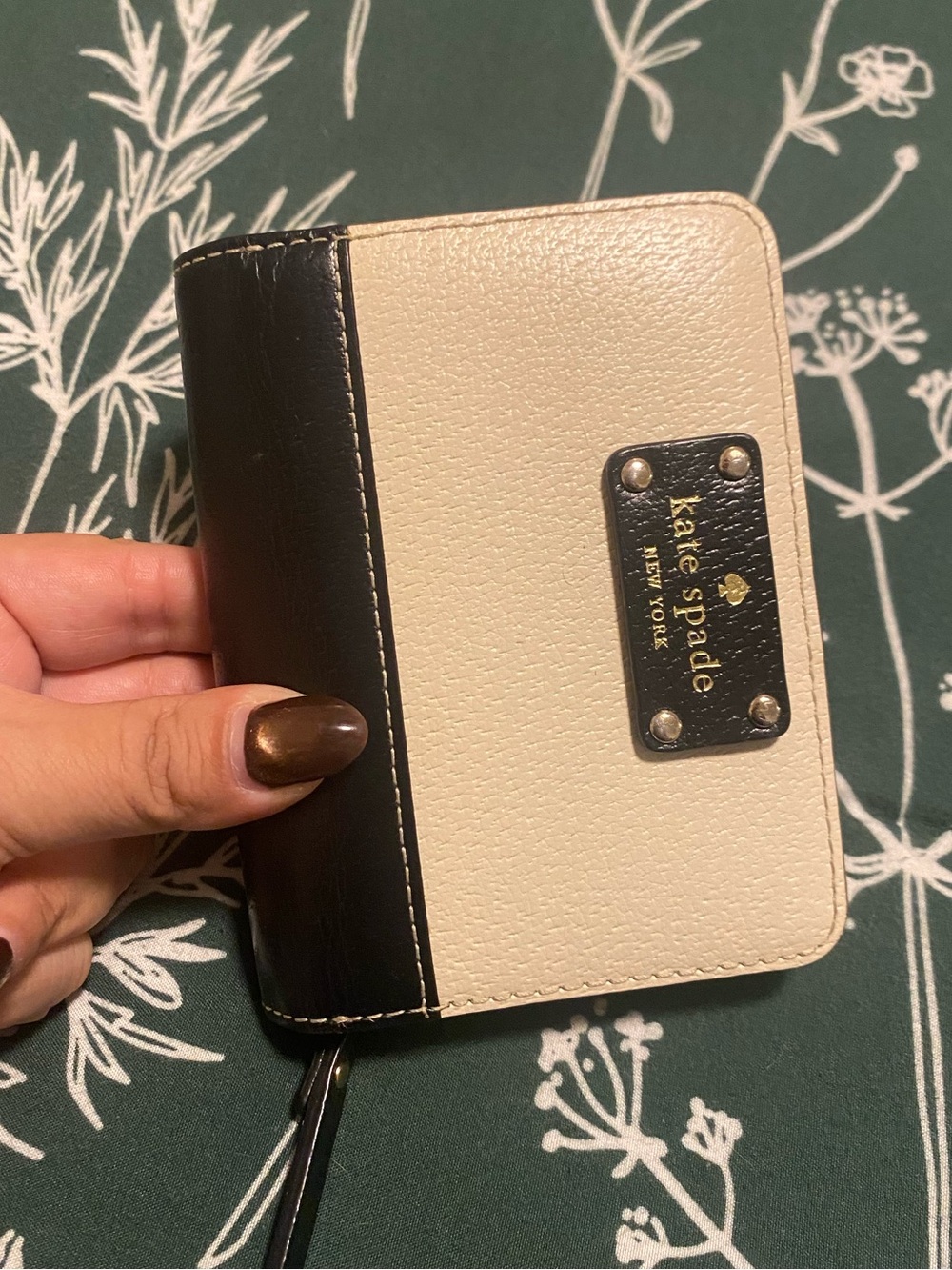 kate spade Two-Tone Black & Cream Wallet